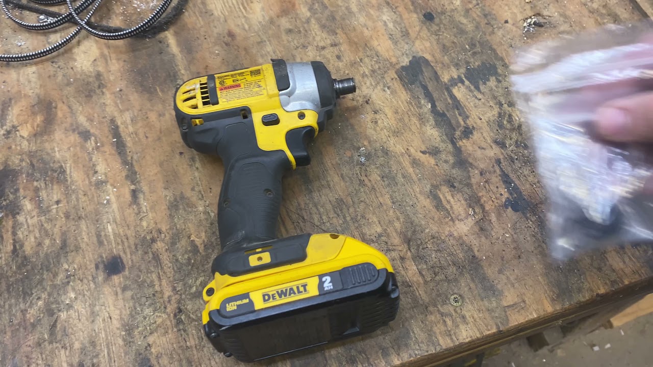 DeWALT Impact Driver Repair - Replacing the Driver Spring (DeWALT