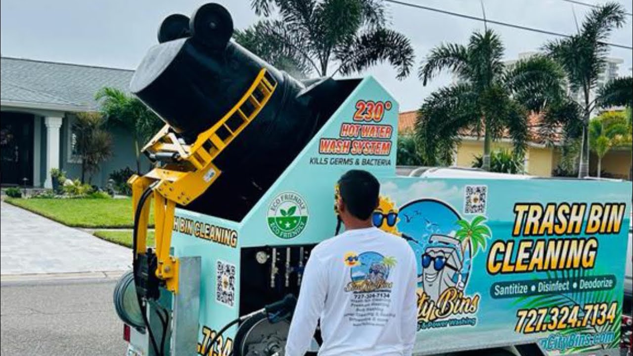 Trash Bin Cleaning Process🧼🧼 Clearwater fl - YouTube