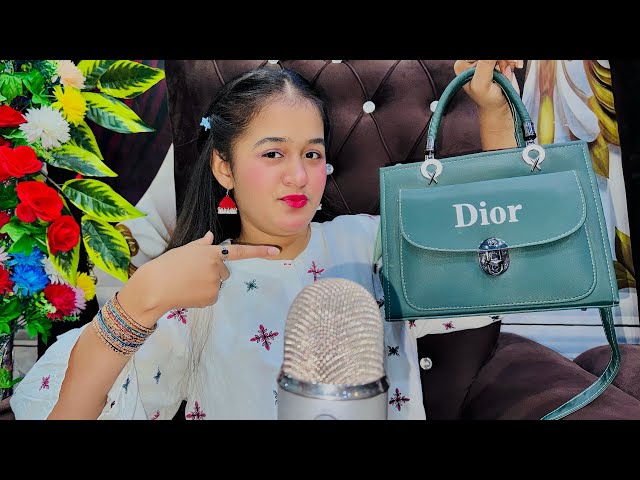 ASMR What’s In My Bag! 👜 ( Tapping & Scratching On Things In My Purse 