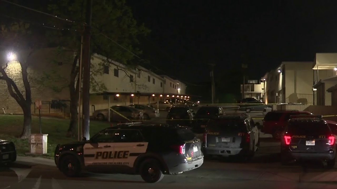 4 injured in shooting at apartment complex on Southeast Side, police ...
