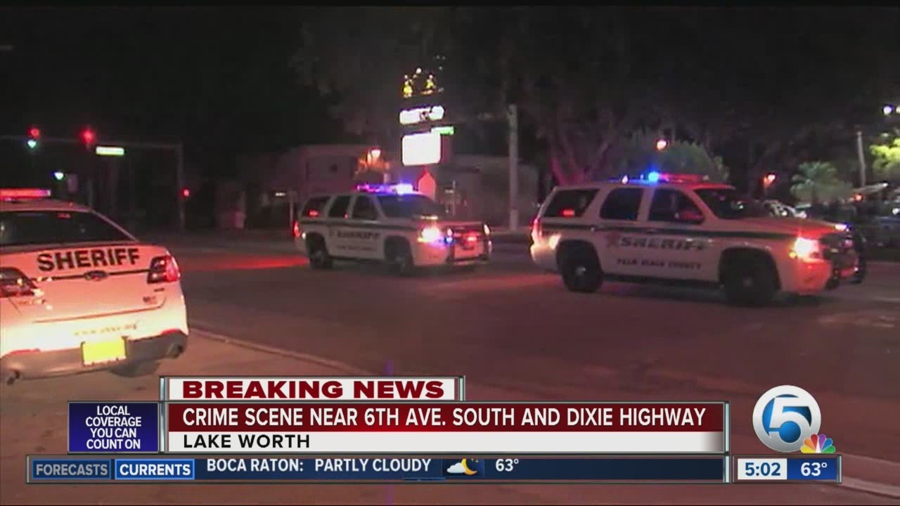 Deputies canvass area near Checkers restaurant in Lake Worth - YouTube