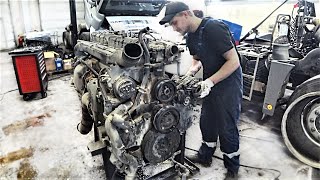 Engine with 2 crankshafts DAF XF95 480 / The crankshaft broke on a run of 2.6 million km / Repair