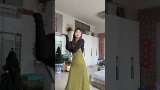 Female Martial Artist Nunchaku Performance: Smooth & Cool Moves #Nunchaku #ChineseMartialArts