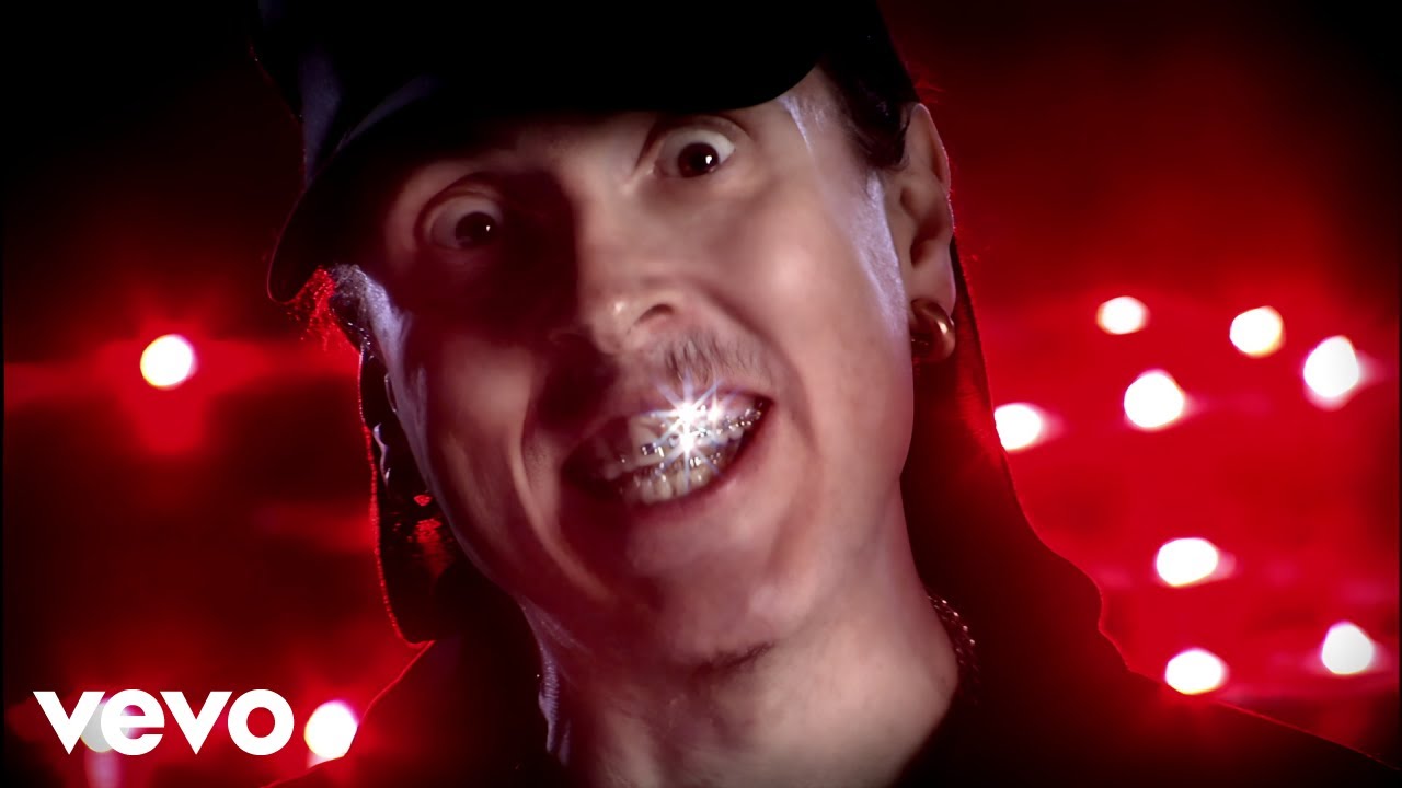 "Weird Al" Yankovic - White & Nerdy (Official Video)