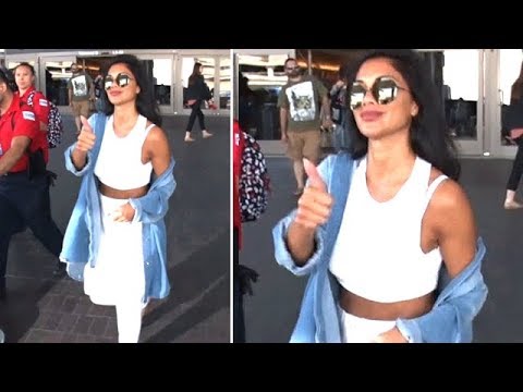 gossip grill EXCLUSIVE - Nicole Scherzinger Showing Off Her Amazing Figure At LAX