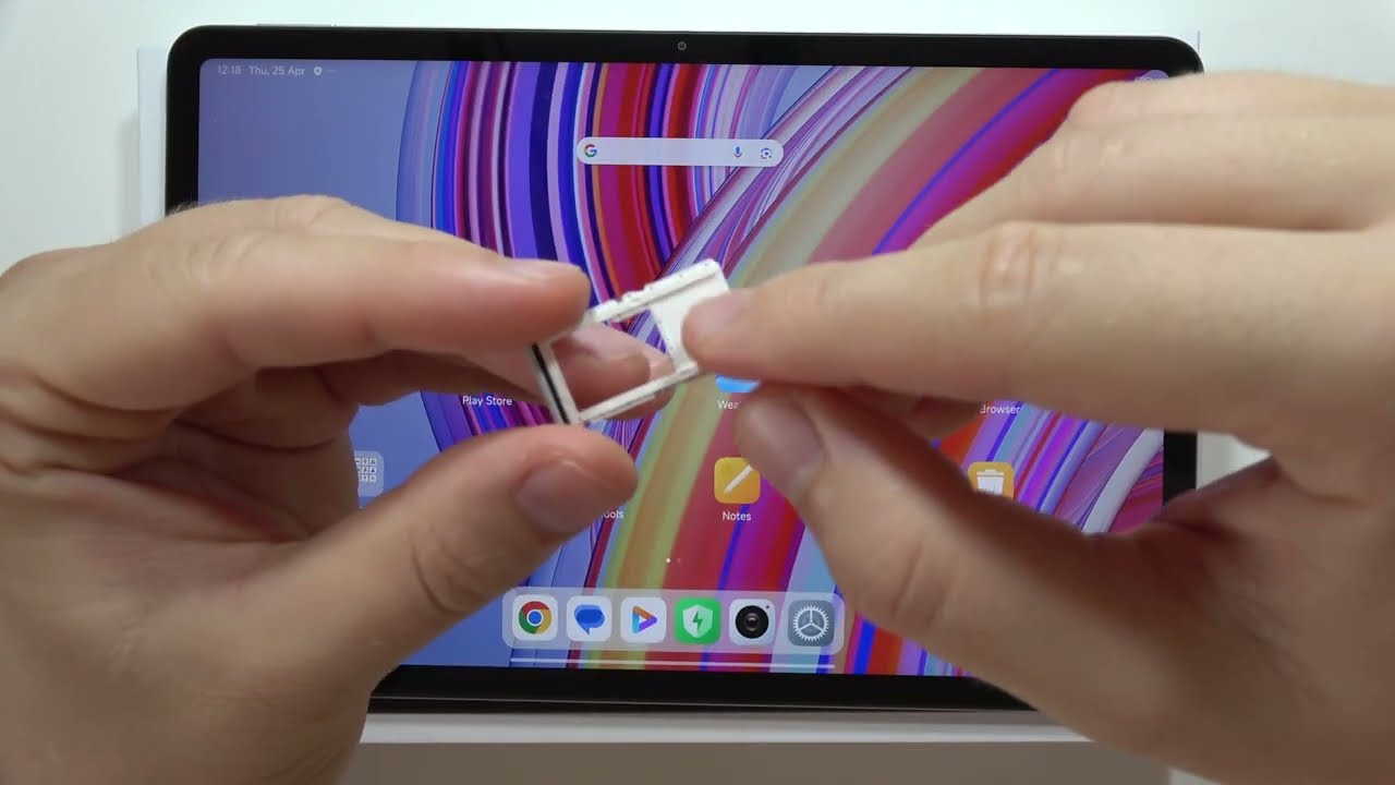 Does Redmi Pad Pro have Memory Card Slot?