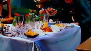 keith lemon table cloth trick FAIL., Jonathan Ross show with Holly Willoughby