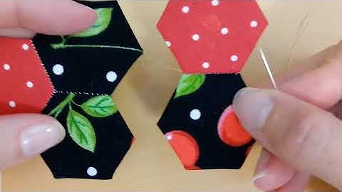 English Paper Piecing Part 2 - Joining Hexagons