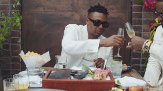 Смотреть клип Nas - Brunch On Sundays Feat. Blxst (Official Video)