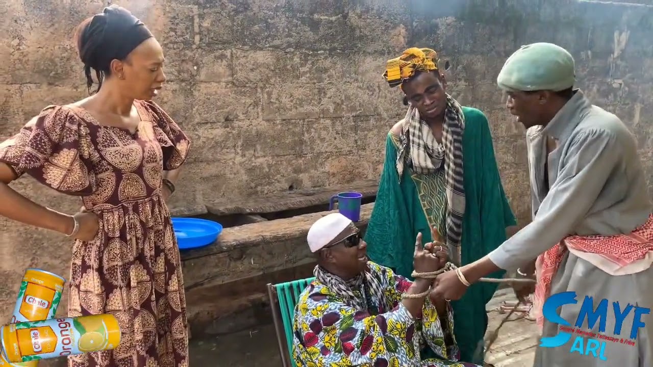 Le Fou Woroli et Diabatd avec Tidiane qui veut être en couple avec Maïni