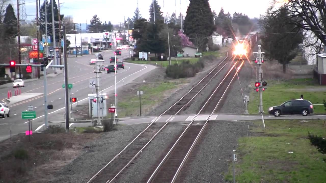 Trains Canby 032709 0002