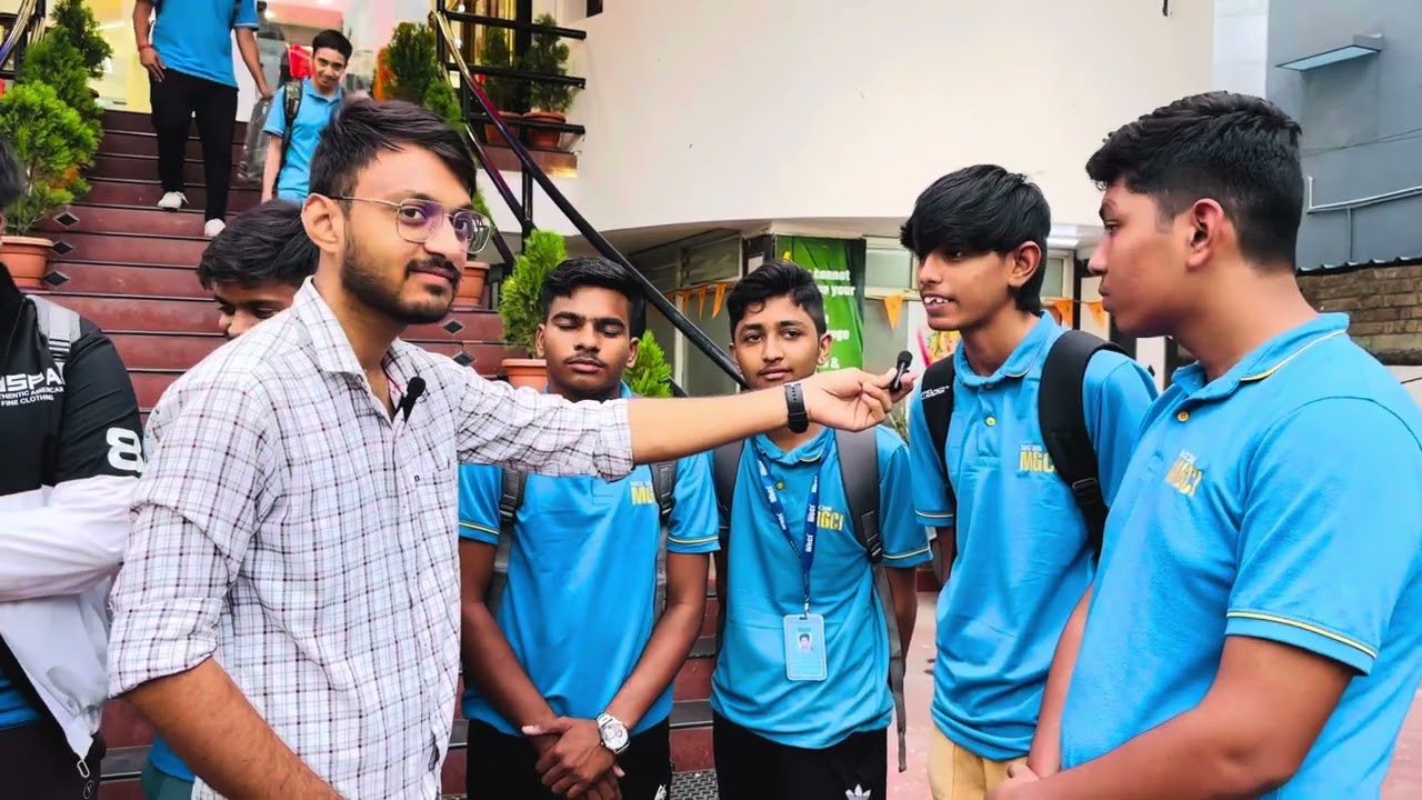 BEST  NEET JEE COACHING IN INDORE || MGCI LOW FEES MORE QUALITY 😇🙌🏻||