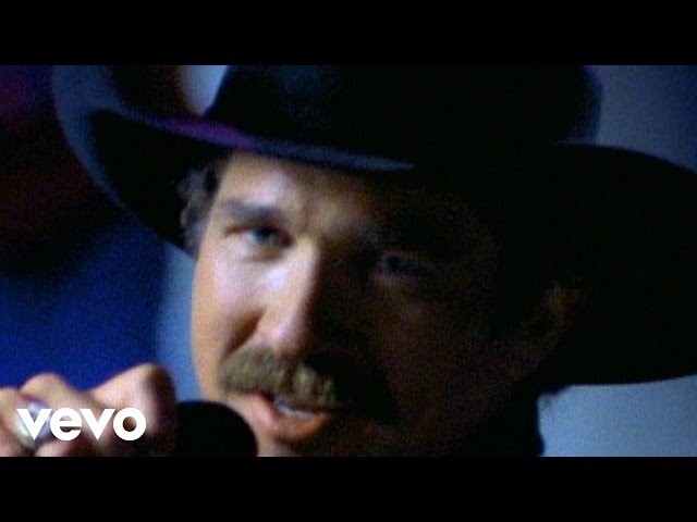 BROOKS & DUNN - MAMA DON'T GET DRESSED UP