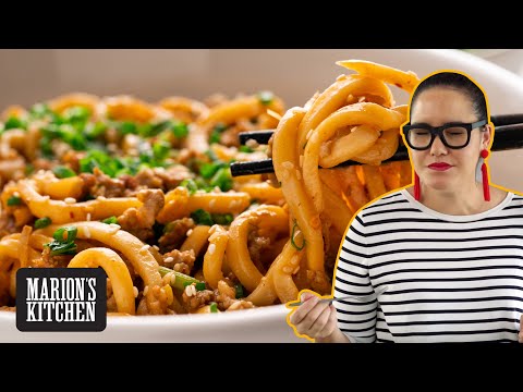 15-minute-pork-&-sesame-udon-noodles---marion's-kitchen