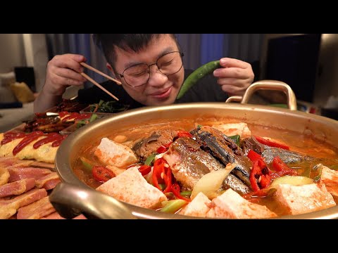 <strong>고등어김치찌개</strong> 먹방 호불호가없는 한국인의 국뽕 찌개 대박 레전드 먹방 kimchi stew Kimchi Jjigae mukbang Legend koreanfood eatingsho
