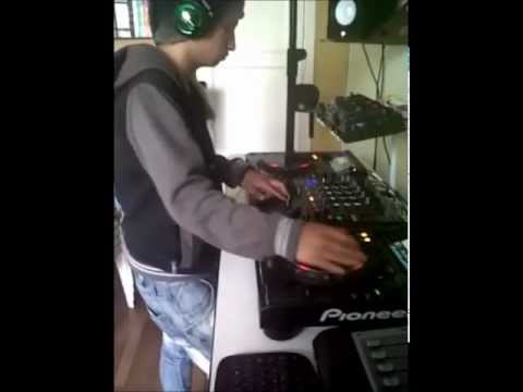 Dj-Andrs Ayala