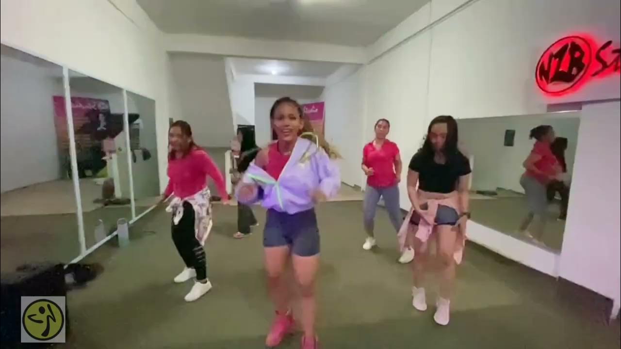 Белла танец зумба