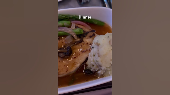 Dinner on Delta Airlines premium economy #deltaairlines #premium #economy #dinner #4k