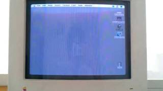 Macintosh IIsi from 1990 - YouTube