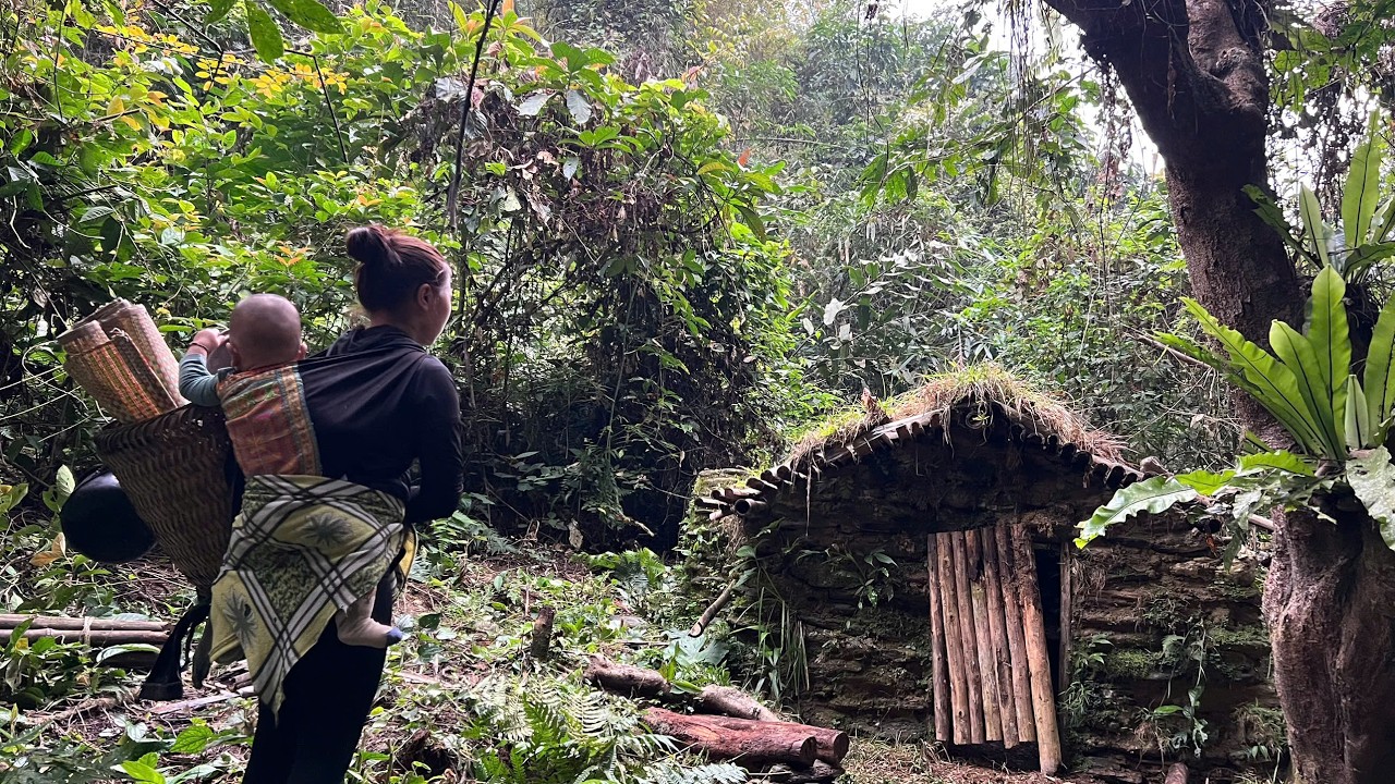 She Unexpectedly Discovers a Mysterious, Forgotten House - A Survival Story