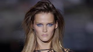 VERSACE Spring/Summer 2002 Milan | Full Show