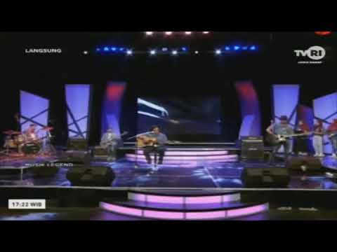 Ebiet G Ade ~ Camelia 3 (LIVE)