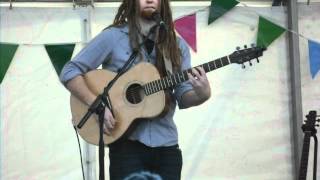 Pick Up Your Broken Heart - Newton Faulkner at Heartlands Project April 2012