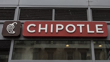 Pregnant woman fired by Chipotle gets $550K