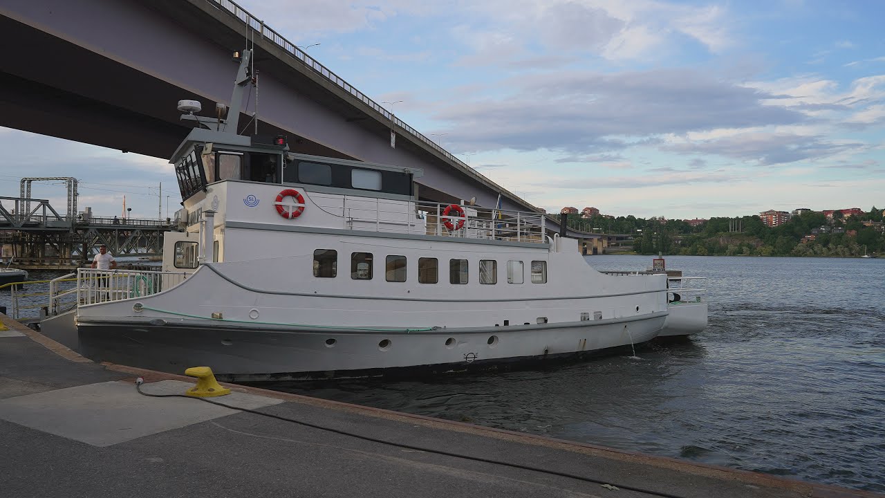 Sweden, Stockholm, SL boat ride from Lidingö Larsberg brygga to Ropsten