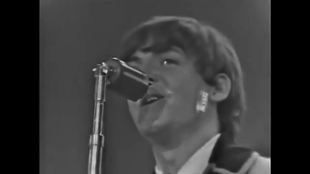 The Beatles 1st Concert in the USA 1964 - YouTube