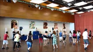 Cours De Danse Dirigé Par Fauve Hautot Aux Sables Dolonne