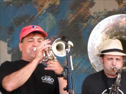New Orleans Nightcrawlers:"Alright Alright" -  Jazzfest 2011