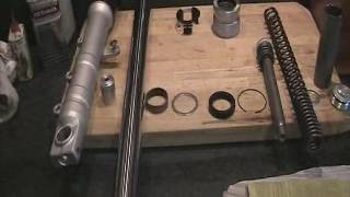 : YAMAHA FAZER 2005 FZ6 FORK SEAL REPLACEMENT