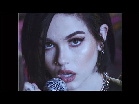 Maggie Lindemann ft. Travis Barker - Friends Go (25 июля 2019)