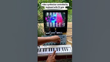 "Rusty Joe"video synthesizer controlled with midi keyboard #glitchart #crt #videoart #videosynth
