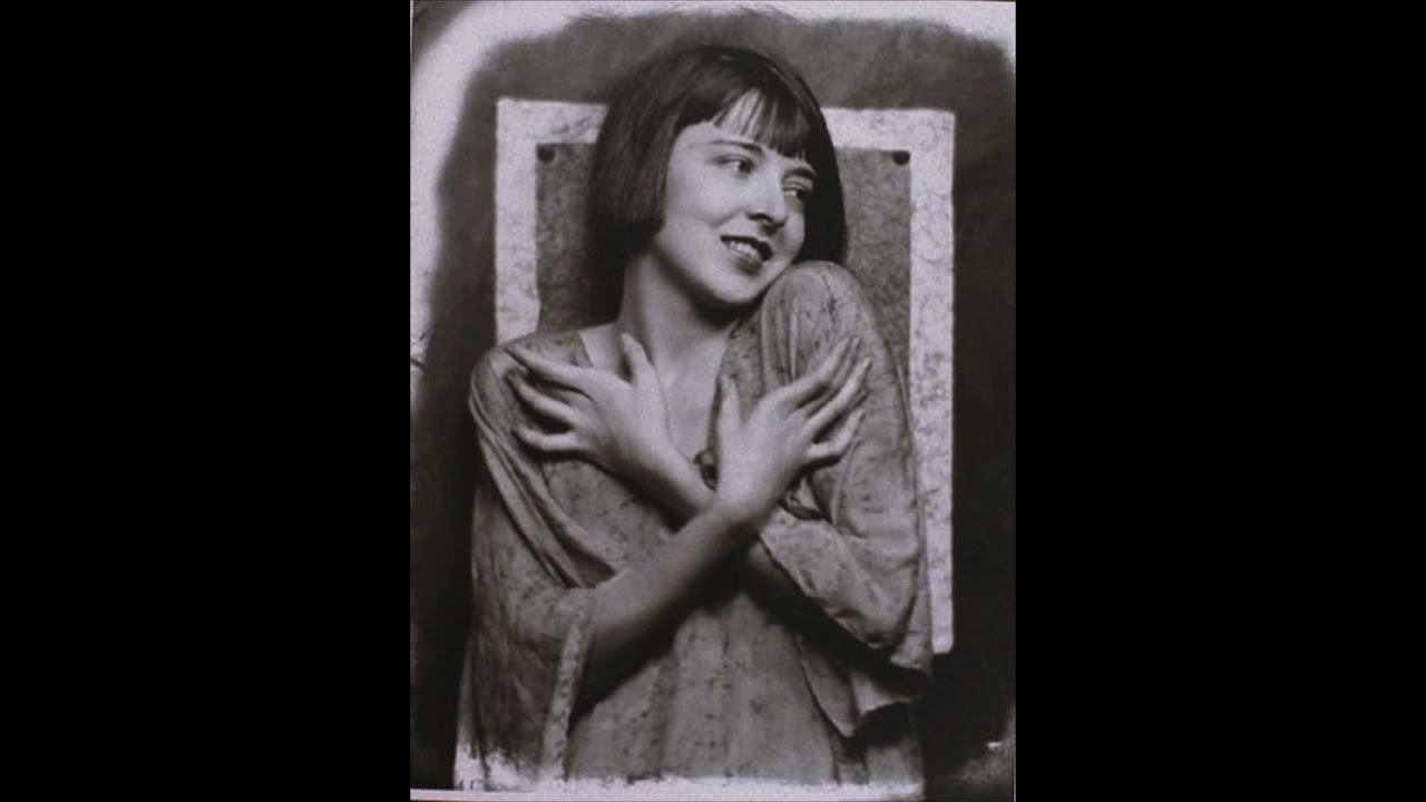 Obejrzyj Sugar (both takes) - Paul Whiteman & His Orchestra (w Bix Beiderbecke) w YouTube Obejrzyj Sugar (both takes) - Paul Whiteman & His Orchestra (w Bix Beiderbecke) w YouTube