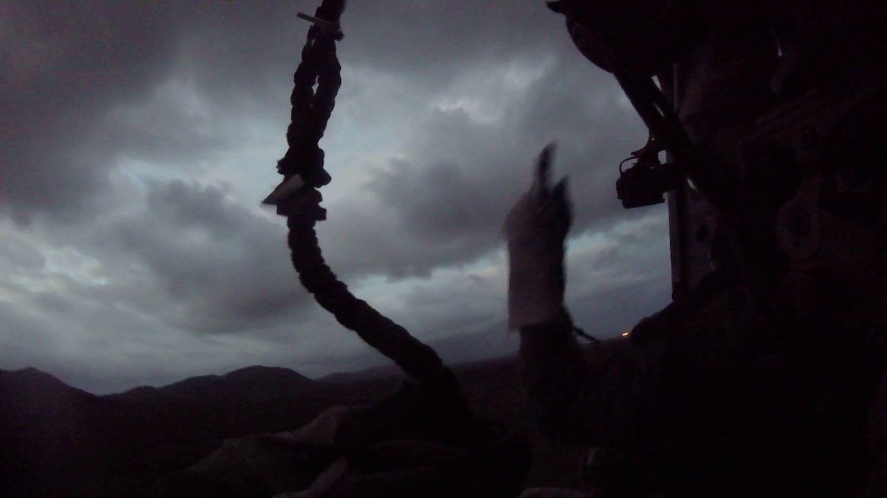 Pinky/Night Fast roping - YouTube