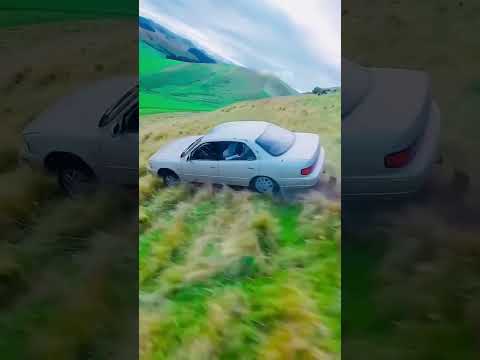 سباق مجنون بالسيارات القديمة 