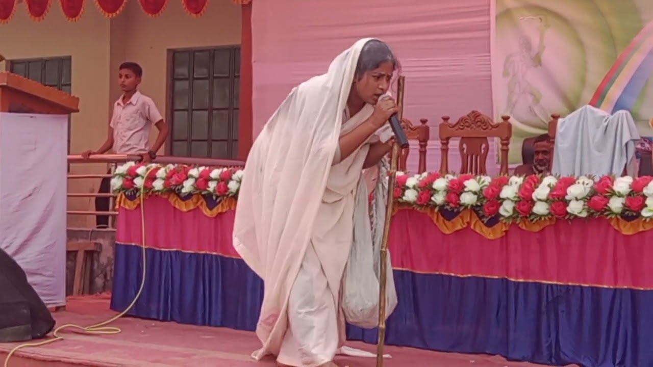 মুক্তিযোদ্ধার মা খোকাকে খুঁজছে।