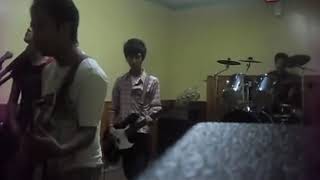 SUM 41 - UNDERCLASS HERO (BAND COVER) 2011 by peterson depari 207 views 5 years ago 3 minutes, 32 seconds