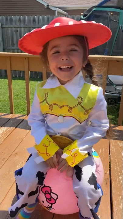 Bouncy ball Jessie is Jumping!!#toystory4 #jessie #videosforkids#kidsvideos