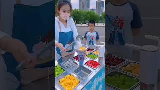 FRUIT SHOP WOMEN'S GIVE A BIG TREAT