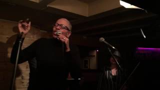 Miniatura de vídeo de "Kim Richardson à la voix et Sylvie Harvey au violon"