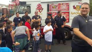 Luis Soft Ice Cream Truck in Union City, NJ In Chill With a Cop Day (9-2-2017) screenshot 5