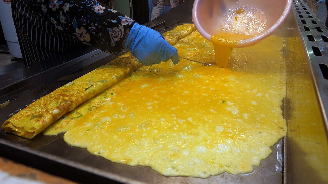 ⁣계란50개! 대형 철판 계란말이 / 50 eggs! giant rolled omelette - korean street food