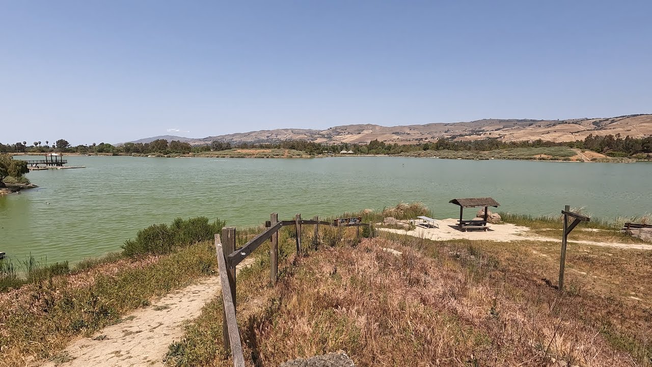 [4K] Lake Cunningham in San Jose, California.  Scenes Around the Lake.