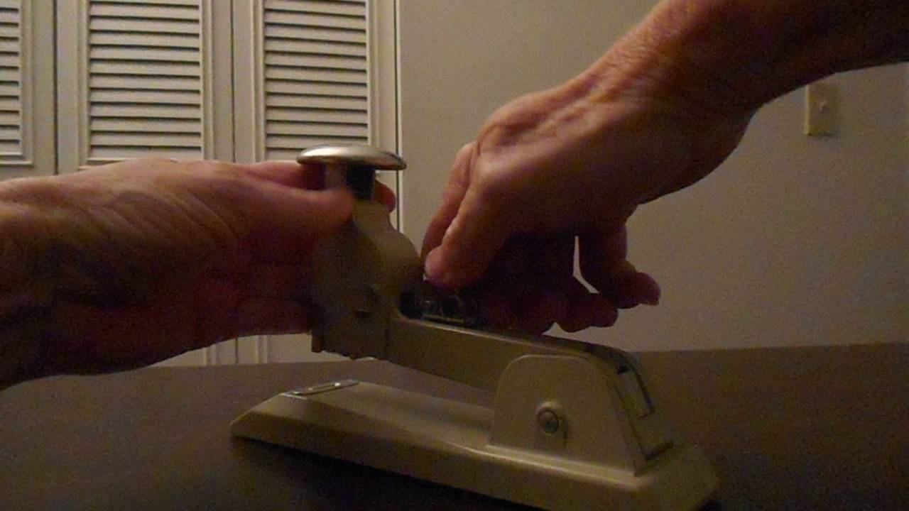 Swingline Heavy Duty No. 13 Stapler