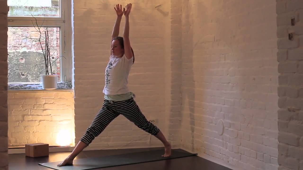 Morgenyoga - Aufwecken und Zentrieren - Tanzkörpertraining mit Marita Matzk