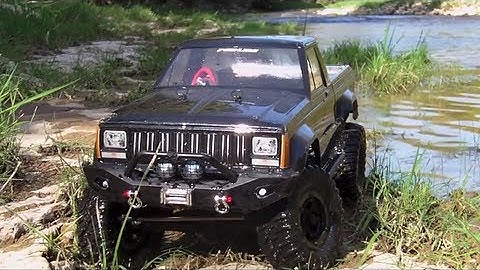 AXiAL SCX10 4X4 RTR RIVER RUN deep WATER !