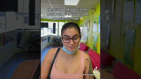 Her #MacBook stuck on question (?) mark 😱😱 #shorts#apple #ios #iphone #iphone13 #android #samsung